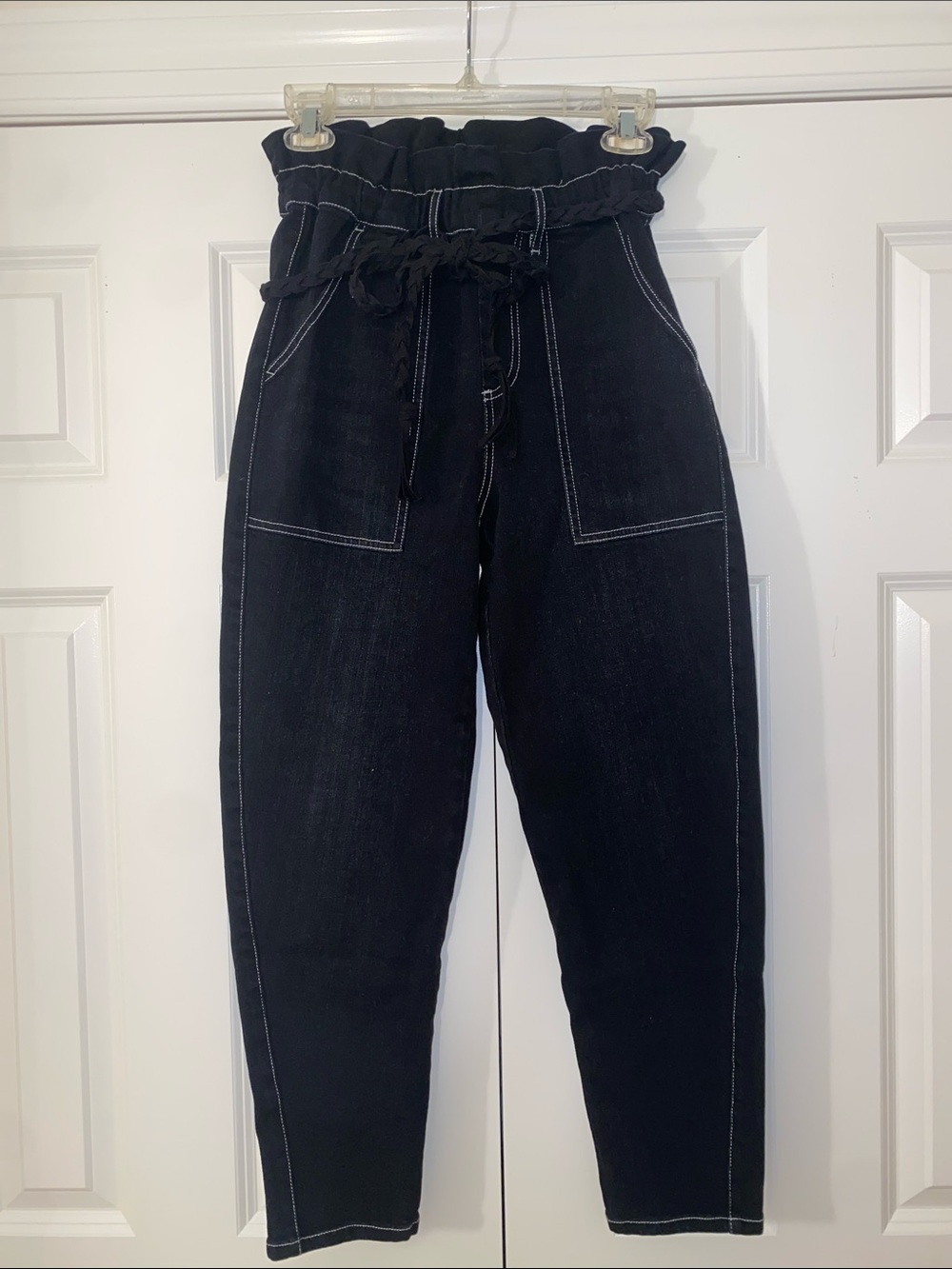 Something Navy High-Waist Paperbag Black Jeans w/ Contrast Stitching NWT size 4